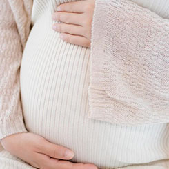 其二，部分增长更👚多体现为订单与😐产能/产🤴品爬坡的前置🇸🇰👨‍👦‍👦